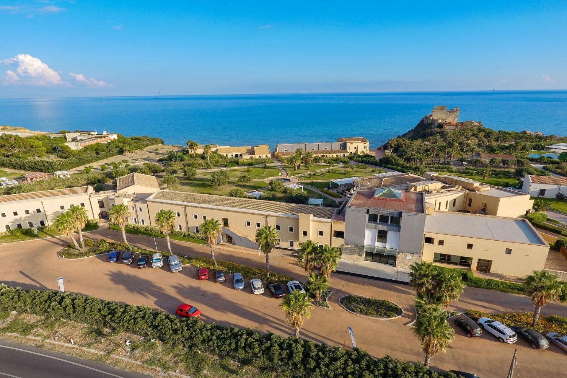 Falconara Greenblu Resort Ліката Екстер'єр фото